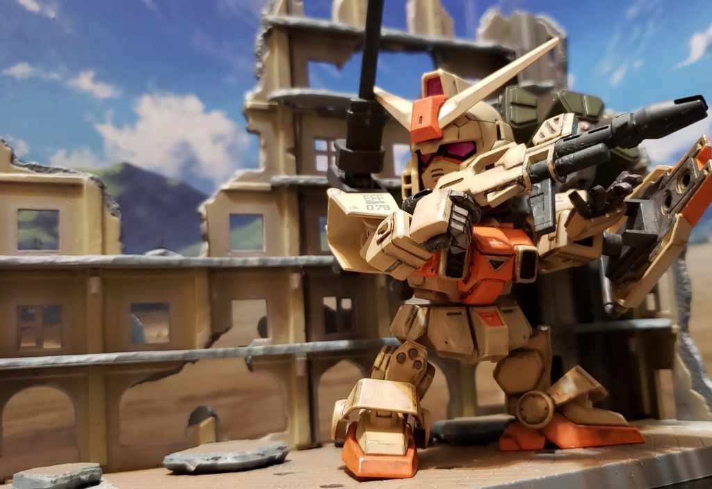 また、陸戦型ガンダムのものよりは生産数は多いとはいえ、RGM-79（G）の予備部品の供給も決して多いとはいえず、整備性の面に関しても非常に難が多く、現場に配備された当機は解体され、既に配備されている陸戦型ガンダムや陸戦型ジムの部品取りに使われる事も多かったようである。