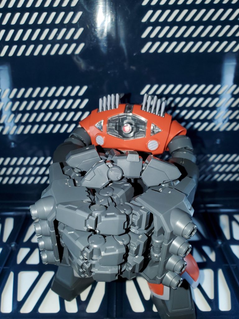 ゾゴッグ「おう連邦の。よくもうちの若いモンをいたぶってくれたようやなぁ？」(ﾎﾞｷﾎﾞｷ)ゾゴッグさん、あんさん骨ないし（骨組みはあるだろうが）ﾎﾞｷﾎﾞｷ鳴らしたら自慢のマニピュレーター壊れまっせ。