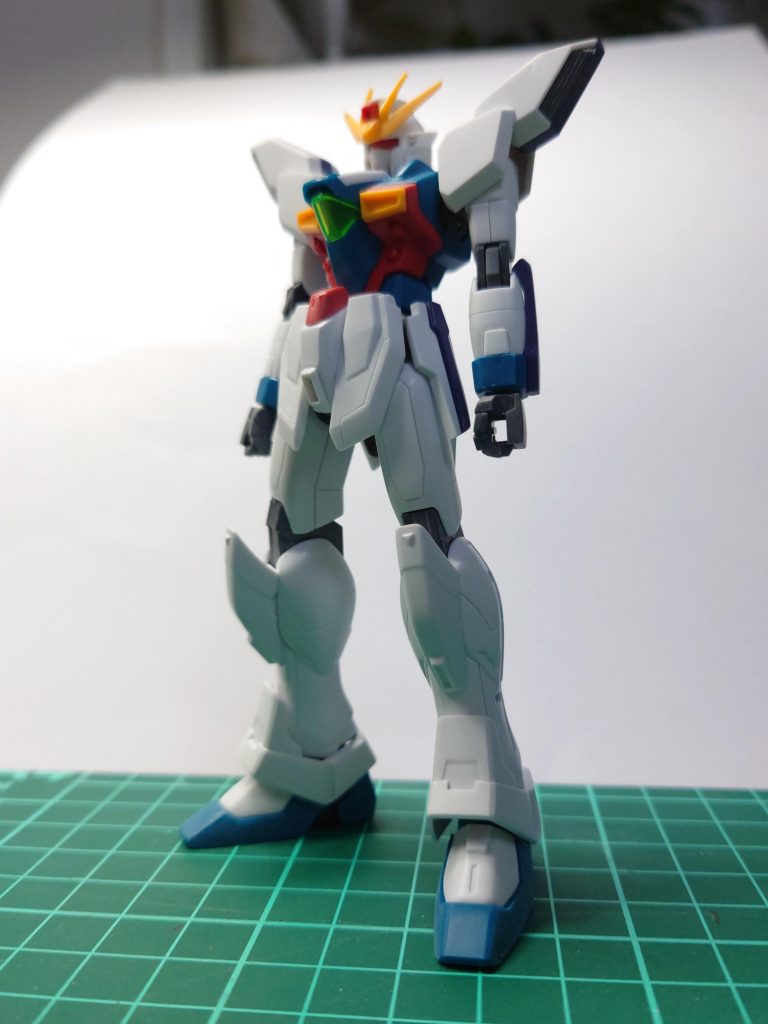 メインの工作は合わせ目消しとモールドの彫り直しになります。