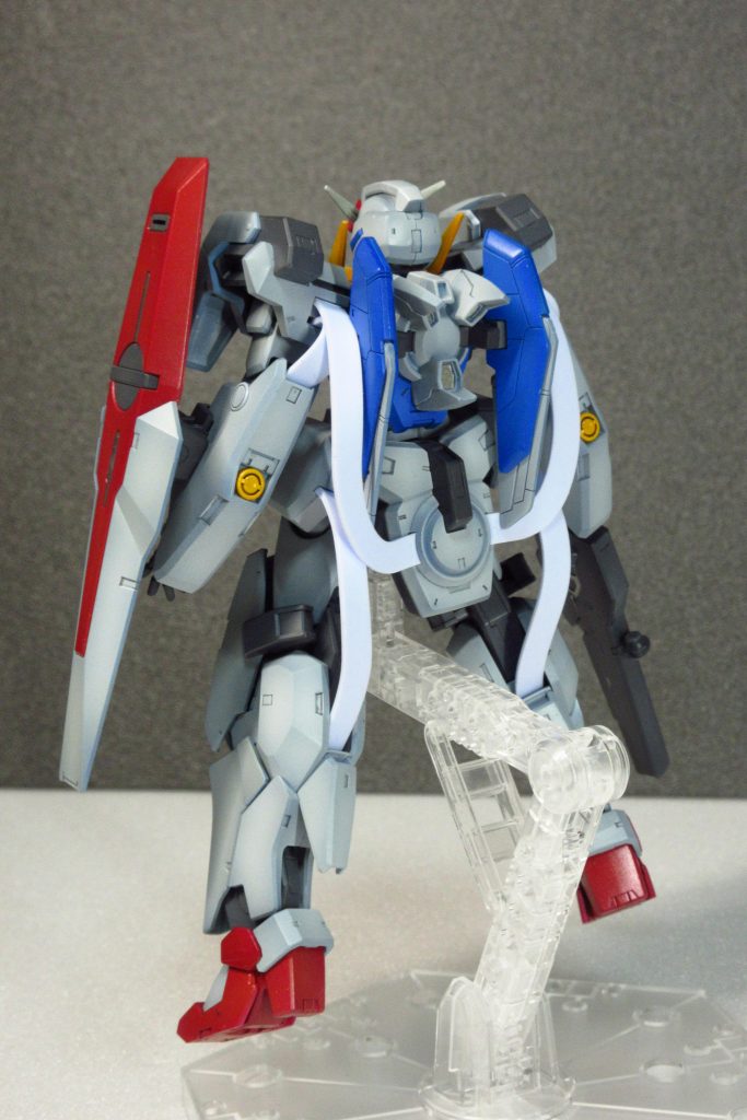 いつものグラデ塗装、下地ミディアムブルーから白系を上乗せしました