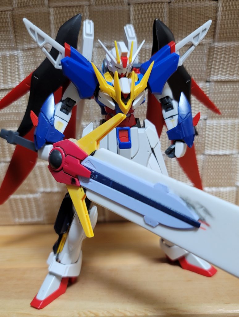 調色はまだですが、武器を持って撮ってみました。