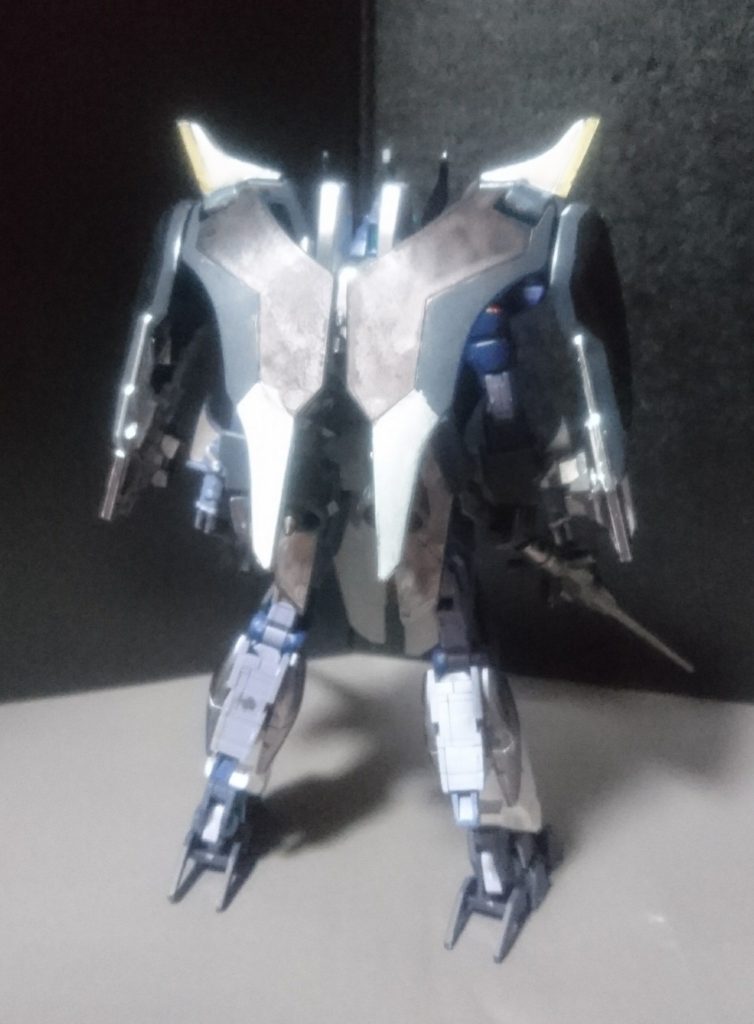 リアビューはこんな感じになります。