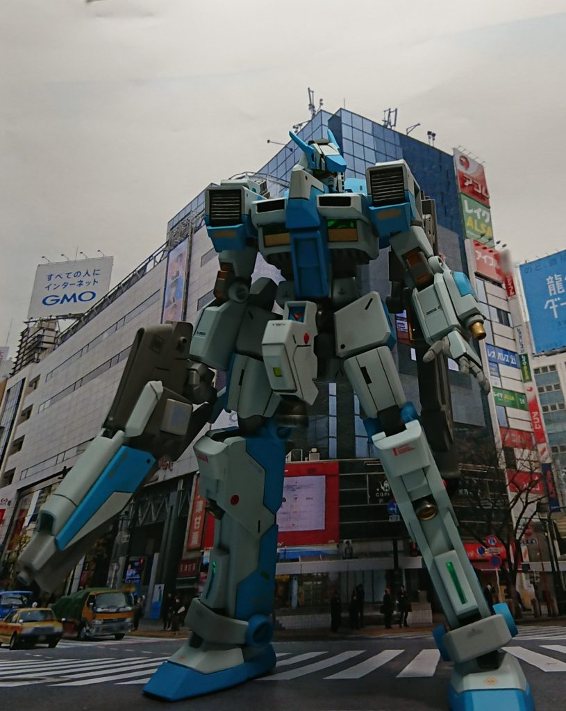 おまけ：ガンダム、曇天の日本に立つ。