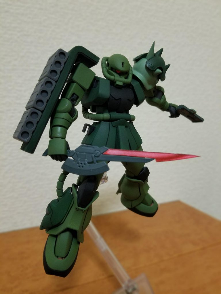 ザクビームナイフ刀身の後ろからビーム刃を発生させることができるヒートホークとマルコシアスの小さいほうの剣を合わせて作りました。