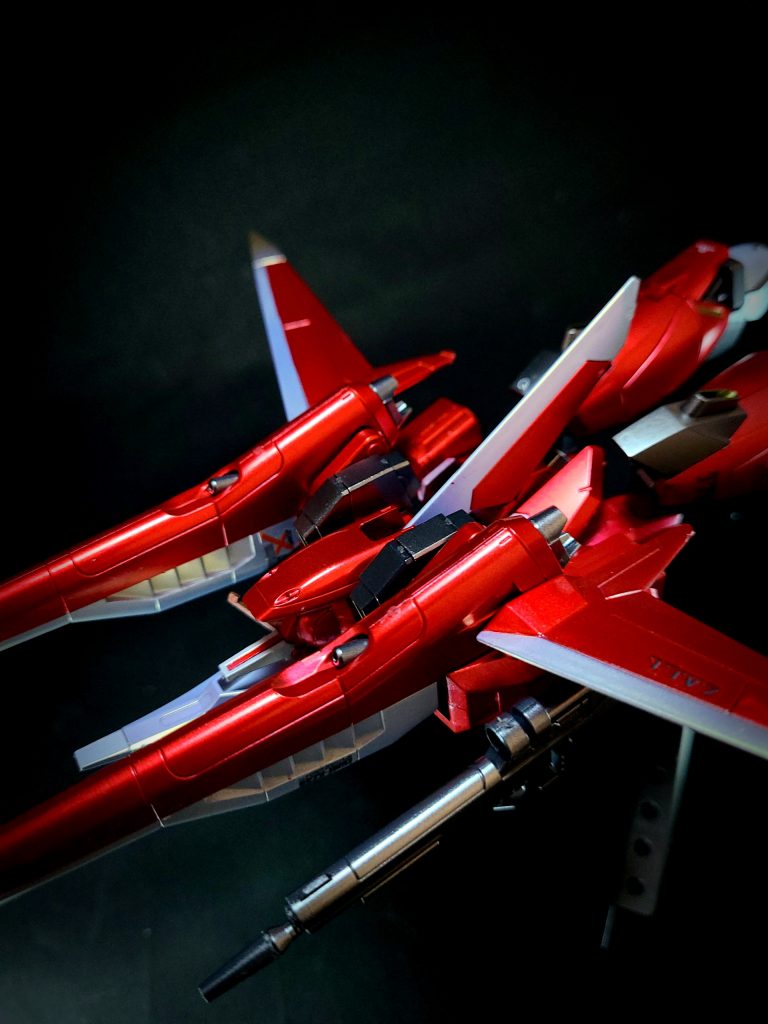 インド洋での戦闘において、ファントムペインのスティング・オークレーが搭乗するカオスと交戦になり、優勢気味に戦う。シンが搭乗するインパルスの危機を救い、カオス及びネオ・ロアノークのウィンダムを抑えつつ数機のウィンダムを撃墜した。ガルナハンでの戦闘では、地球連合軍のMAゲルズゲーを撃破し、ローエングリンゲート突破に貢献している。ダーダネルス海峡での戦闘では、カオスと再戦するが、戦場に割って入ったキラ・ヤマトのフリーダムガンダムの妨害により撃破には至らなかった。