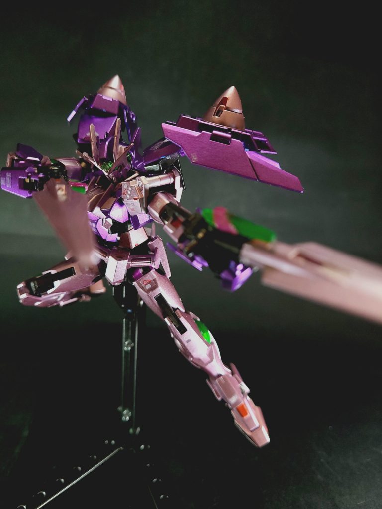 機体色は原典機と同じ青と白で、スポーツ選手のユニフォームを意識した配色となっている[28]。