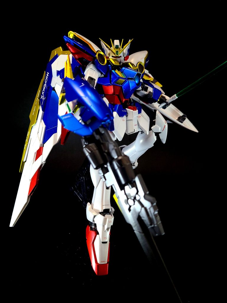 リファインされた機体は上記の様に、プラモデルマスターグレードシリーズで「ウイングガンダム(Ver.Ka)」、また完成品フィギュアとしてガンダムフィックスフィギュレーションシリーズで「ウイングガンダム・アーリータイプ」という商品名で発売されている（一部媒体ではウイングガンダムカスタムという呼称も用いられた）。本来ウイングガンダムとウイングゼロは別の機体であるため、同商品以後はアーリータイプと呼称されたことはない。