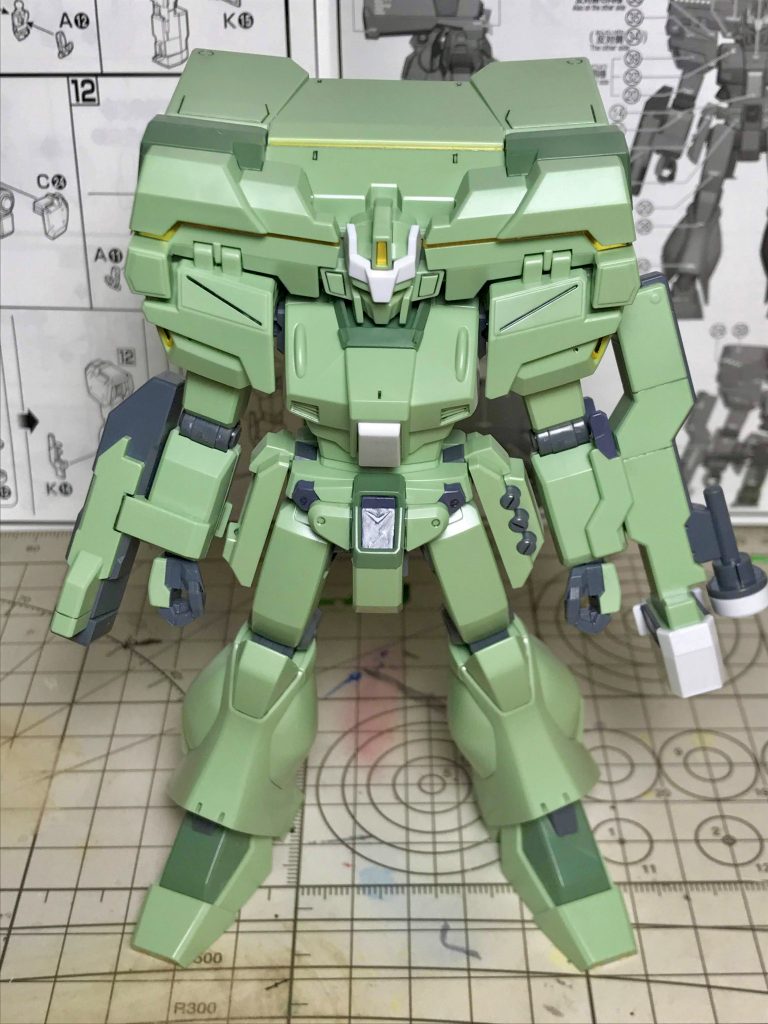 マーキングシールを貼る前。のっぺりしています。