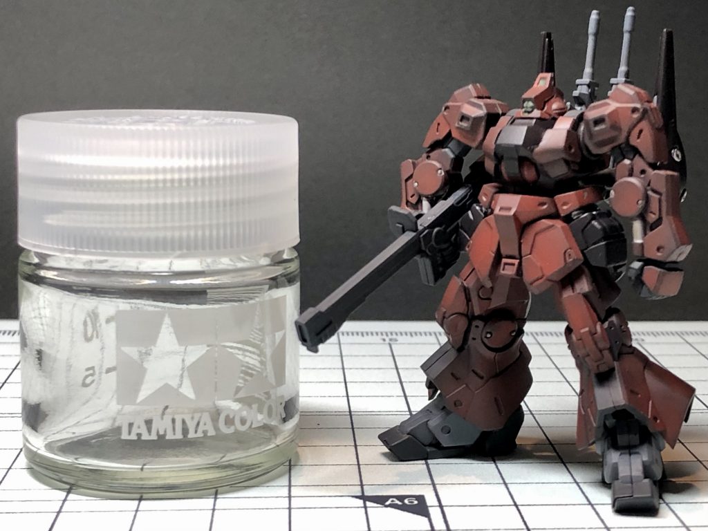 かなり小さいキットですが、アレンジの効いたデザインのおかげで密度感がスゴイです。