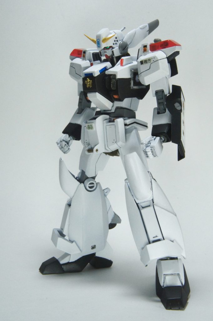 1号機（ツノ・前垂れ付き）