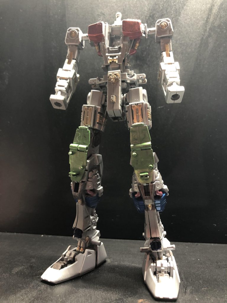 やっぱ、MGなのでフレームも塗ってみました。まあ、ほぼ装甲で隠れちゃうんですけどね。