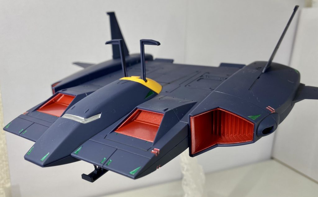 部分的に筆塗りし全体艶消しの簡単フィニッシュです。