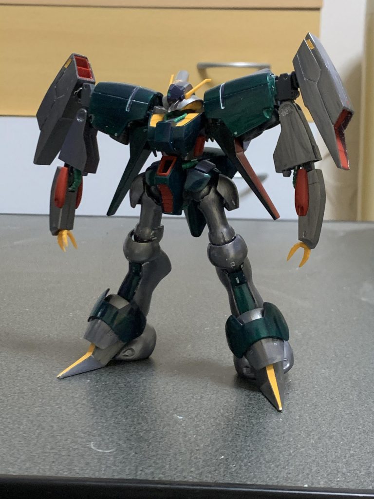 斜めからのアングルが1番プロポーションが整っていると思います。