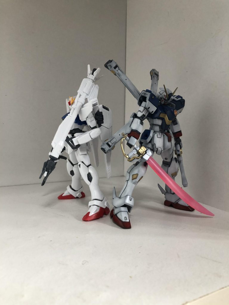 次はF91を同じく黒立ち上げで作ろうかななんて考えてます