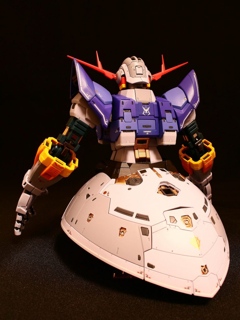 リアスカートは見所ですね。