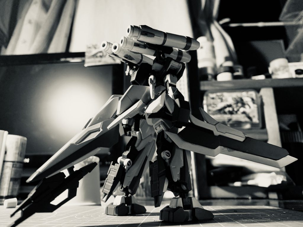 最後まで見て頂きありがとうございました!他の方から見ても機体カラーリングだけでアポロンって分かってもらえたら嬉しいですね。次回、アポロンの完全体がついに明らかに…!?高評価、感想等を頂いたらとても喜びます!それでは次回の投稿でまたお会いしましょう。