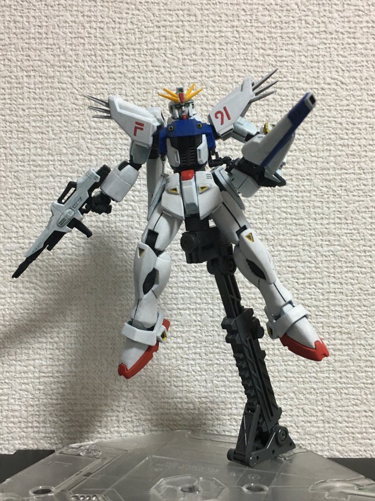 アクションその4。フェイスオープン版。ヴェスバーの付け根はBJ化しました。