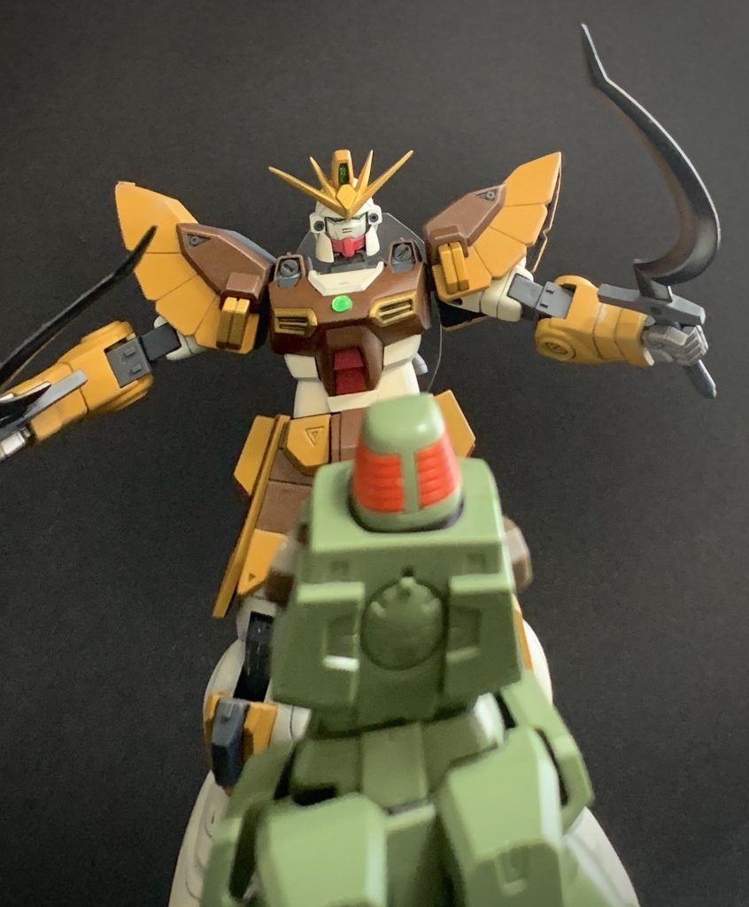 ガンダムサンドロックイエロー！心優しき縁の下の力持ち。個性豊かなメンバーをまとめる影のリーダーだ。