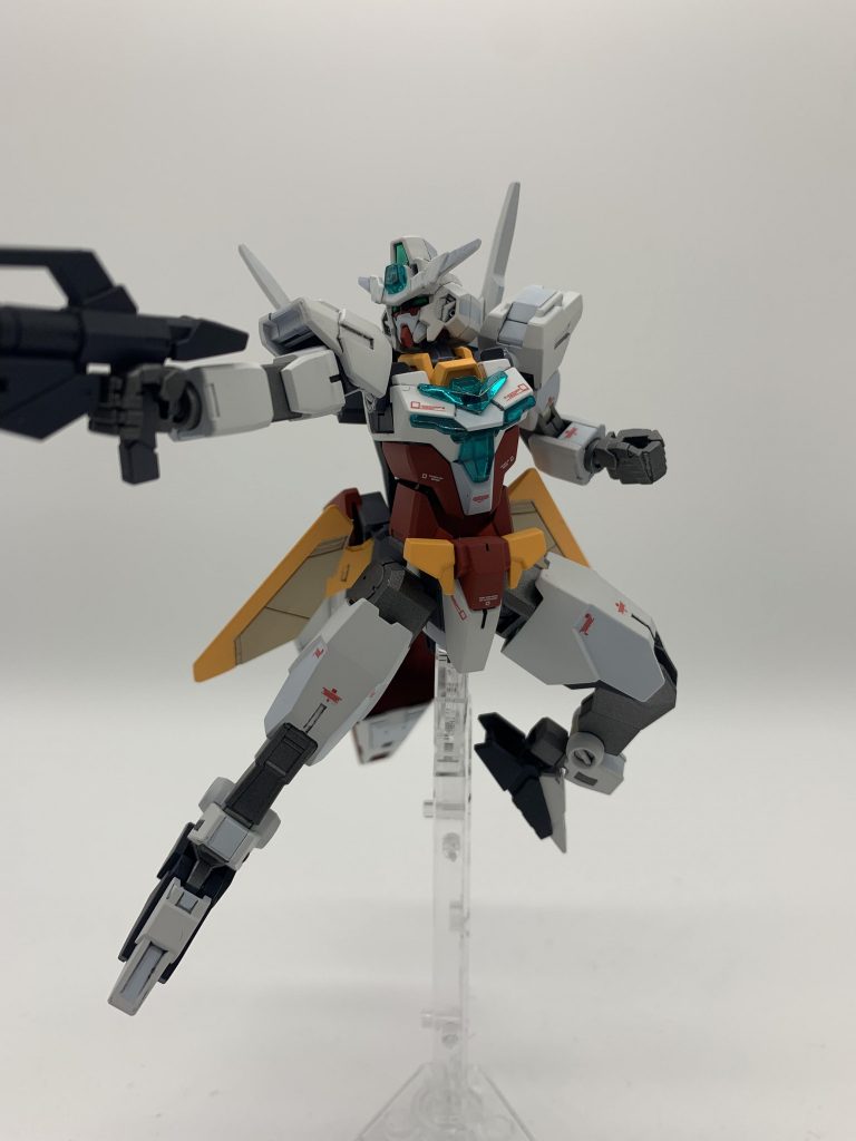 今回はアニメっぽいイメージのまま製作したかったので、デカールは控えめです。前回のジェスタキャノンでやり過ぎたので(笑)