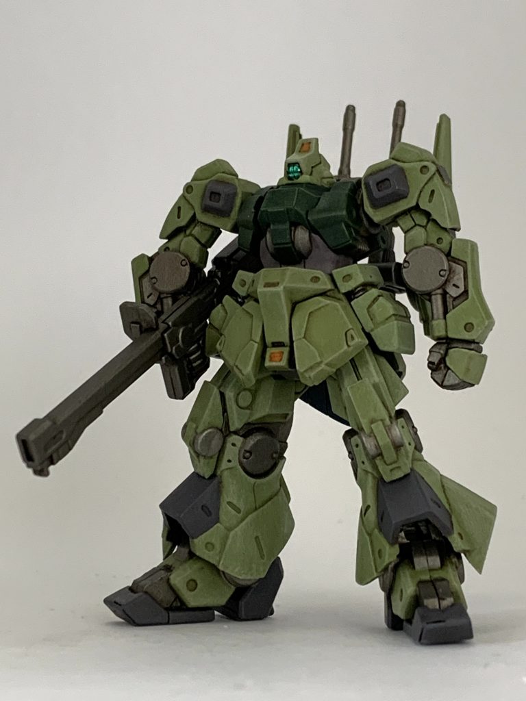 かなりアレンジが効いてるシリーズなので、塗装もアレンジしてみました（笑）