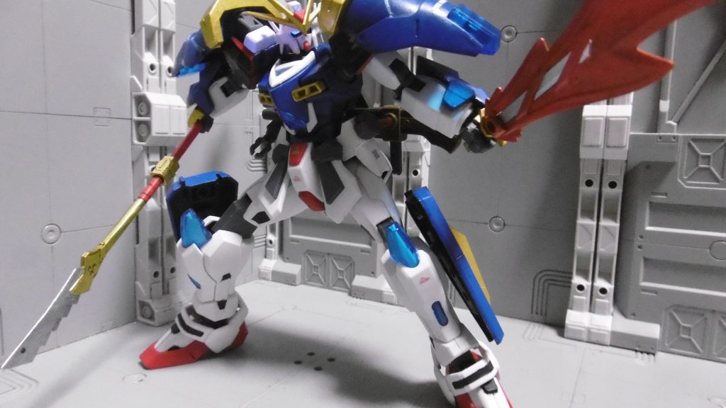 右腰に差している零丸の刀は無加工で持てます。