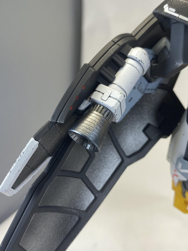 お気に入りポイント1 アーマディロ装備バーニア 青焼けのウェザリングを入れてます