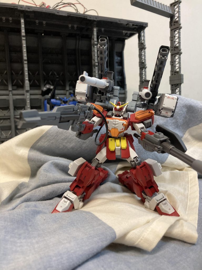 脚は30mmとヘビーアームズを組み合わせて作りました。