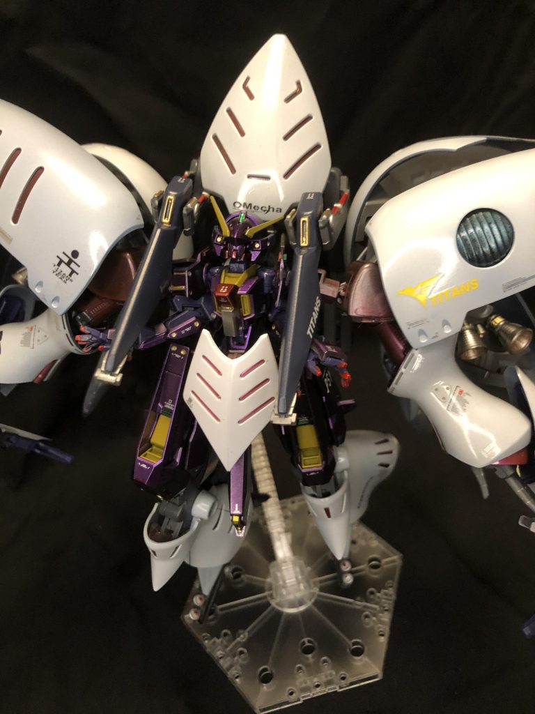 ロザミィが乗ってそうなポーズ