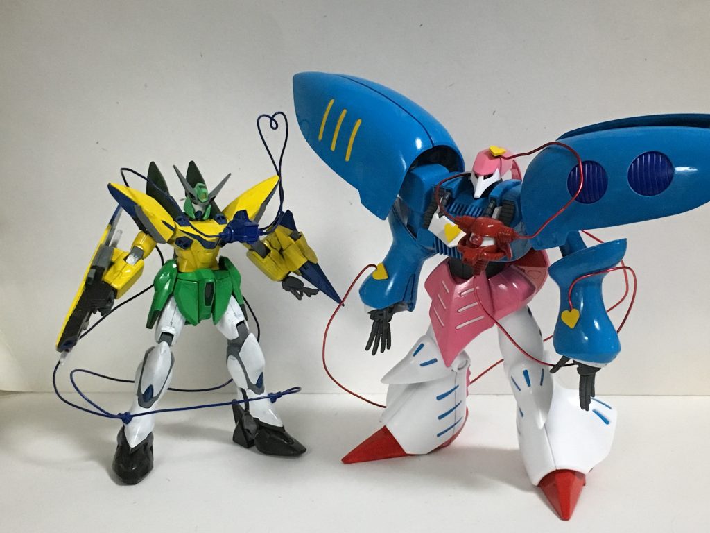 妹のこいしちゃんとのツーショット。この色で古明地姉妹とわかりますかね。