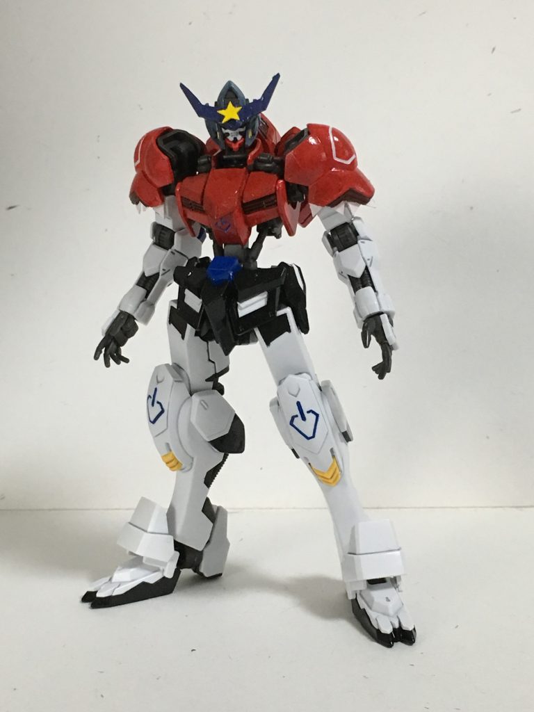 宮古芳香ちゃんの機体バルバトスコプスです。名前の後の「コプス」は「コープス」のいみで、これは芳香ちゃんが死体(ゾンビ)と言う事でニュアンス的にもこれがあってるのではと思いこうなっています