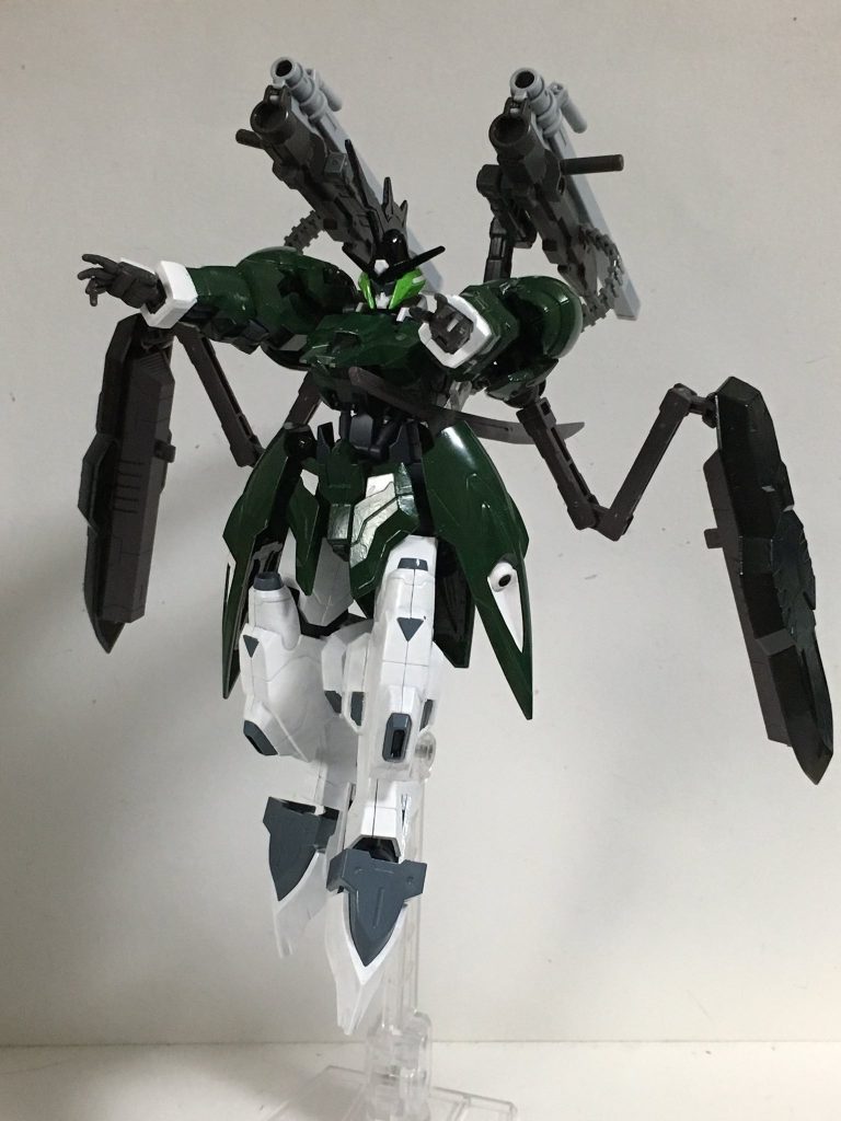 見栄えもよく、かなり気に入ってるガンプラです。