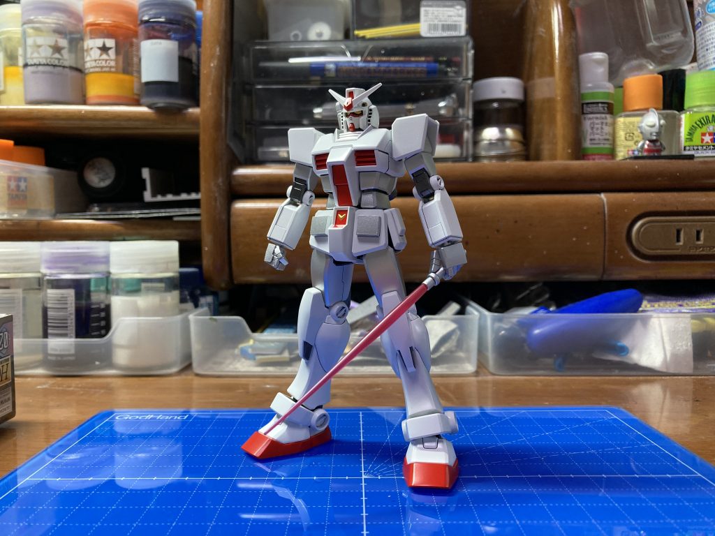 塗装後フィニッシャーズは発色がとてもいい塗料だけど、専用シンナーとファンデーションという専用サーフェイサーが揃って真価を発揮するので純色塗りに特化してる印象グラデーションとか汚しする前提の塗装にはあまり向いてないかも