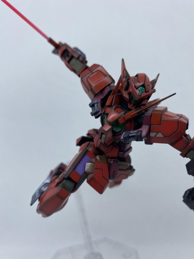 ここからはオリジナルポージング。ビームサーベルで。サーベルがアストレアは結構似合ってる気がするんですよね。