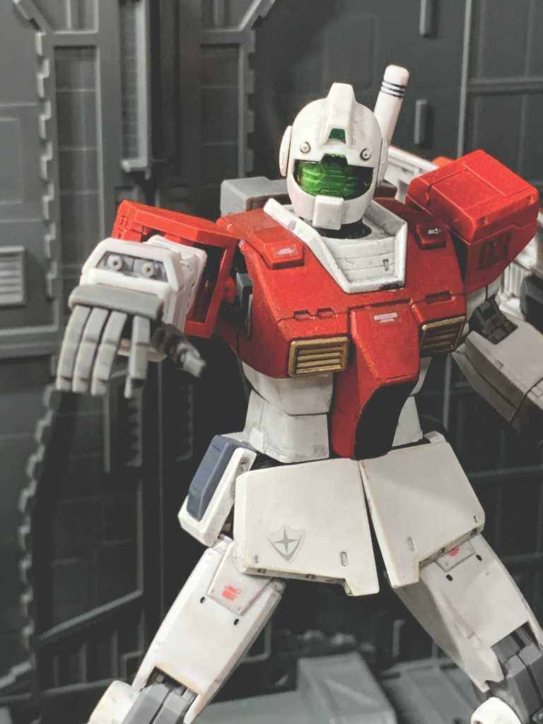 腕部ガトリング砲。以前製作したオリジンガンダムに通常前腕部を使ってしまったため、取り付けています。切除も考えましたが、これはこれでかっこいいのでよしとしました笑。部品注文して届いたら付け替えようと思います。