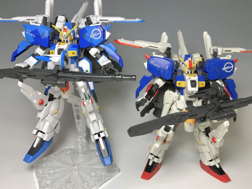 素組みと並べて。どちらのカラーリングも捨てがたい！