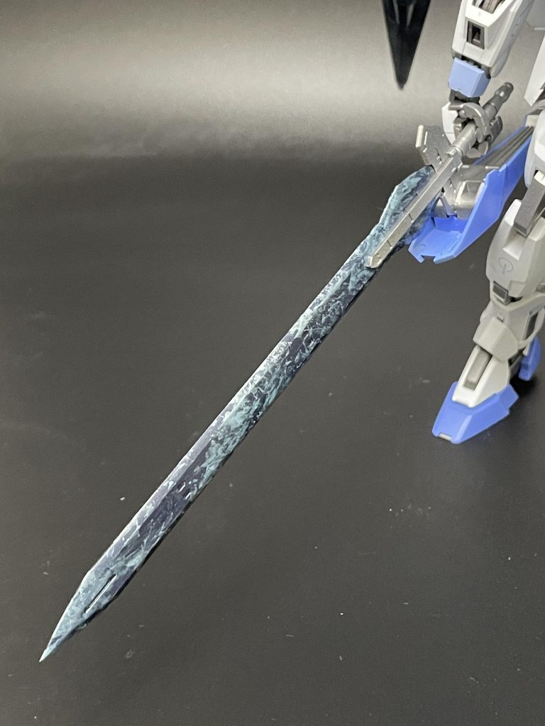 アップで。アームガードはRE1/100のハンマ・ハンマから貰いました。確か膝...?