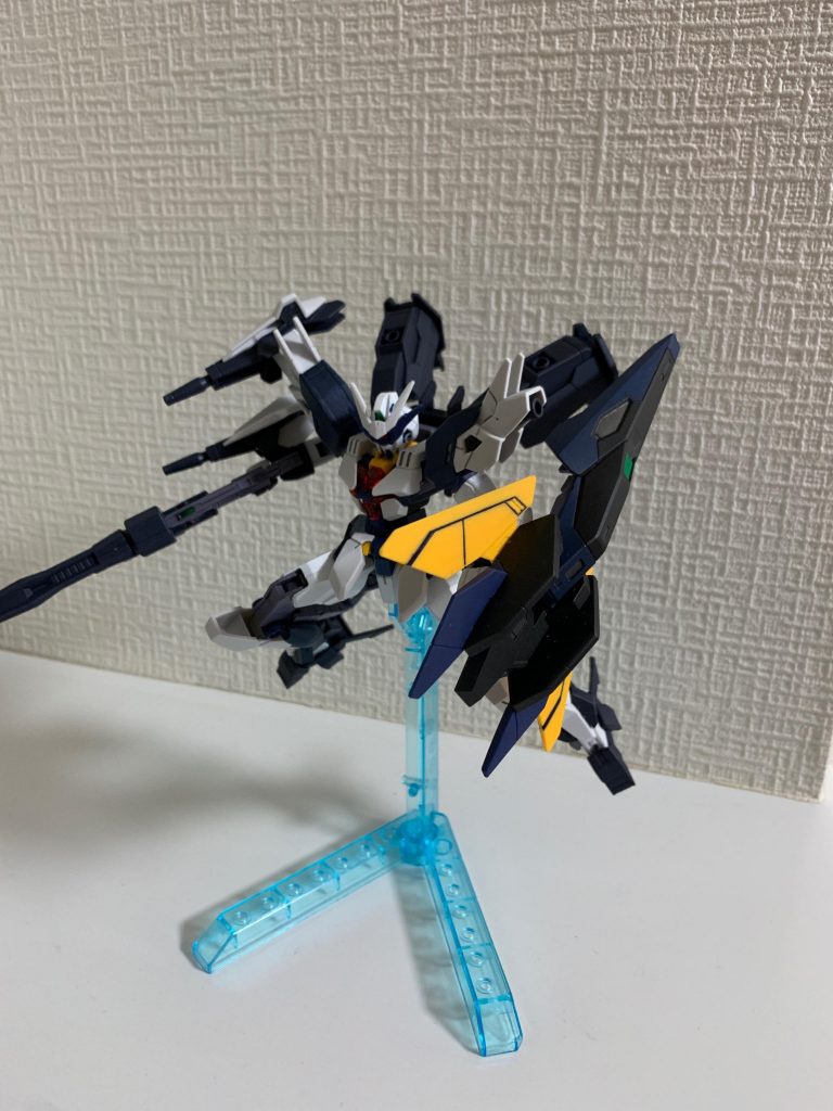 紺色が足された結果、前期プラネッツアーマー特有の色少ない感は払拭できたと思います。 