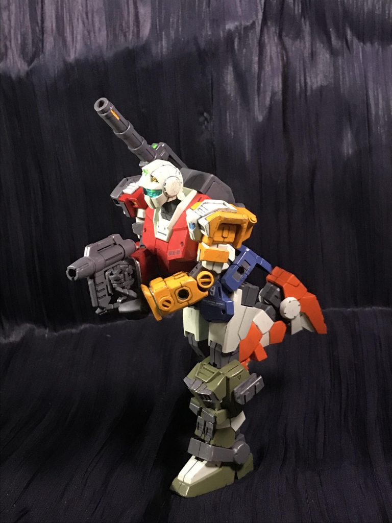 只者のような動きをする只者でない何か