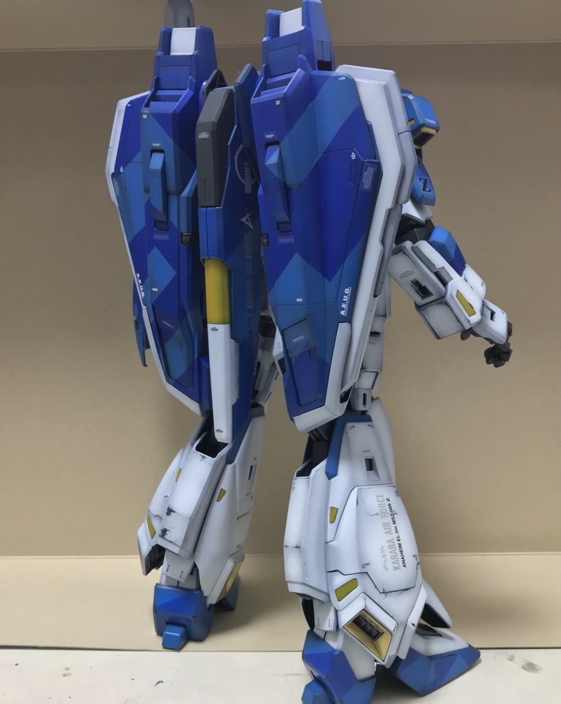 特徴的なスプリンター迷彩のパターンも可能な限り再現しました。