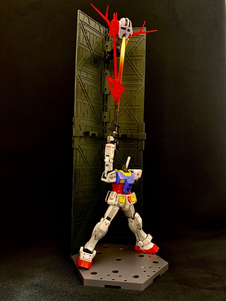 ラストシューティングも再現できます。年末年始は最高のキットで過ごすことができました。最近入手困難なガンプラ、何とかなってほしいですね。次も1/144が続きます。