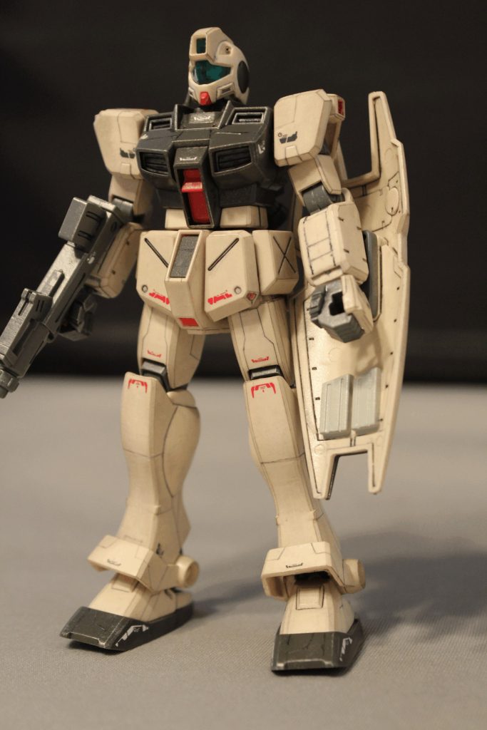 シールドは磁石埋め込み、ホルダー不使用脚の合わせ目はまぁまぁ綺麗にできました 