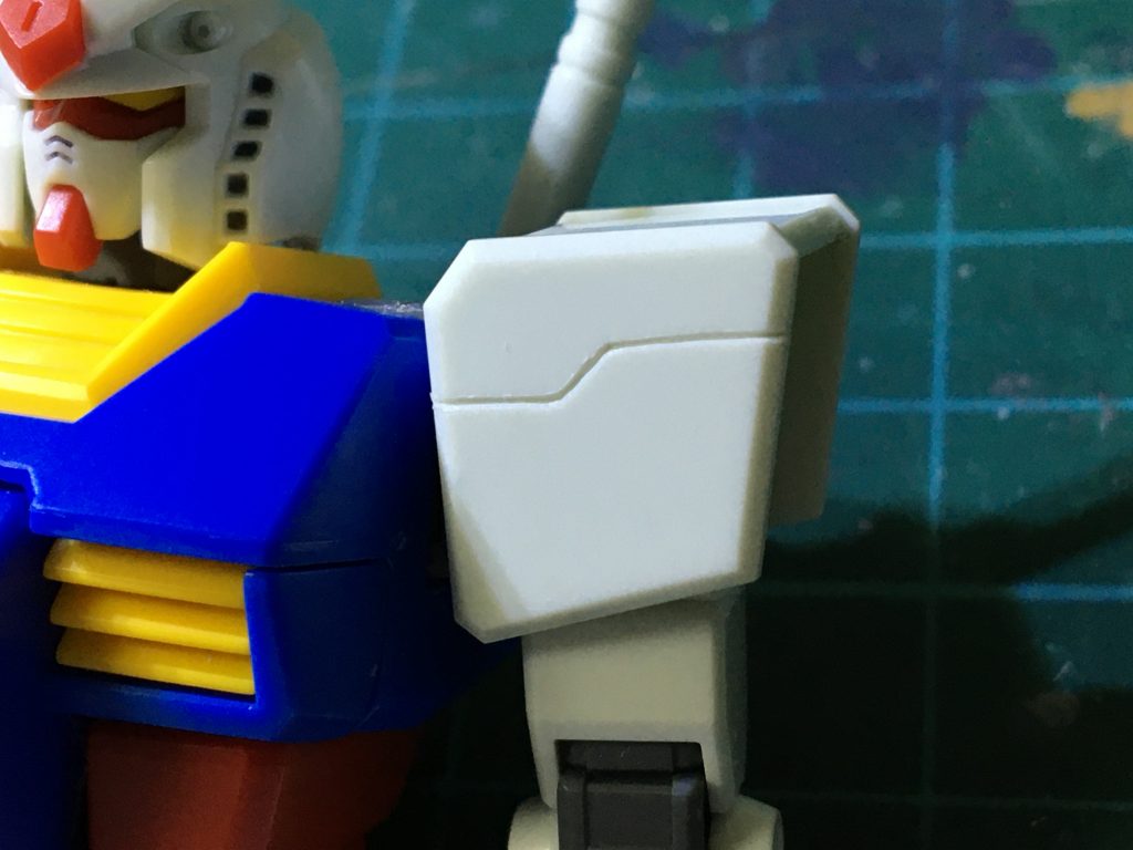 こんな感じでスジボリ。これやる前は、ほとんどスジボリやったことないくらいだったので緊張してました。