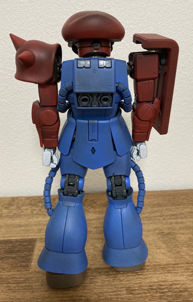 背面も基本的に無改造。SDで作っても面白そう。