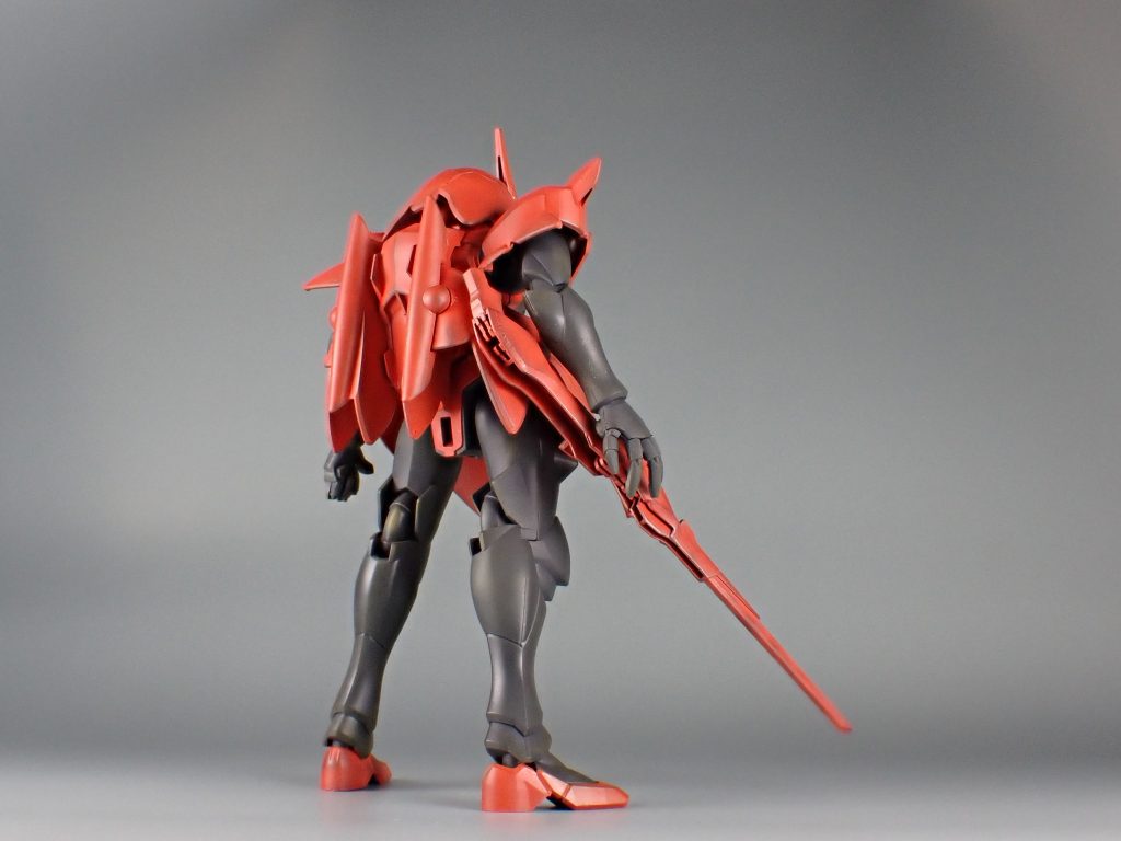 本体の青い部分を塗り替えるだけで雰囲気が大きく変わりますね。