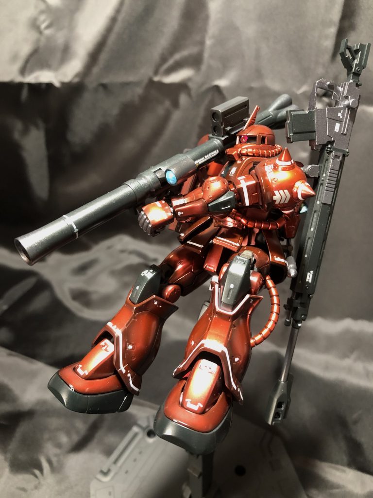 ライフル銃を固定できるように改修しました。バズーカのレンズが大きすぎでした。