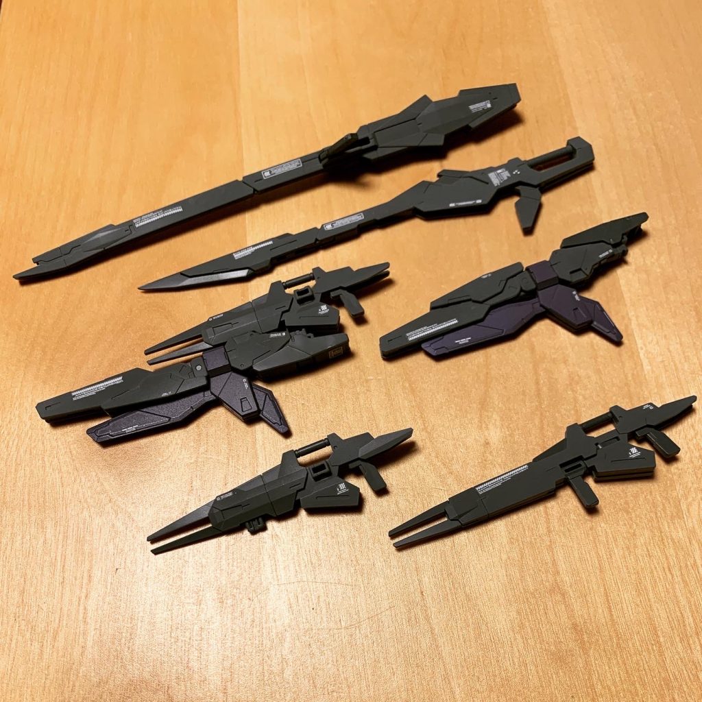 元のダブルオースカイの武器も全部ついてくるのでなかなかお得感のあるパッケージでした。作るのめんどいけど。