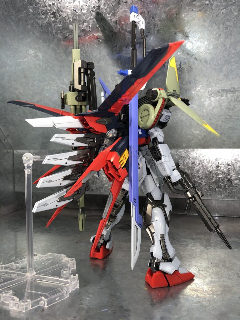 パーフェクトストライク背面重すぎて自立は難しいです…