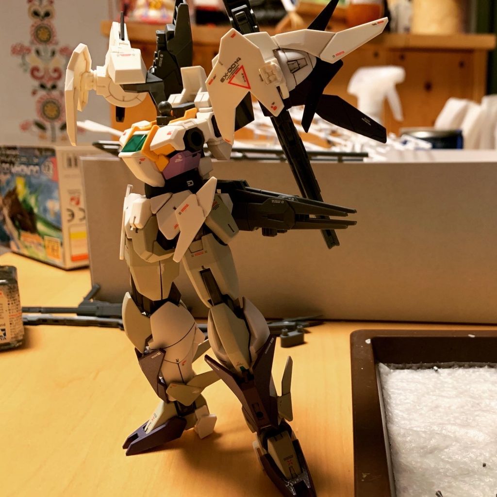 おしりにライフル二丁目マウントできるの素敵。