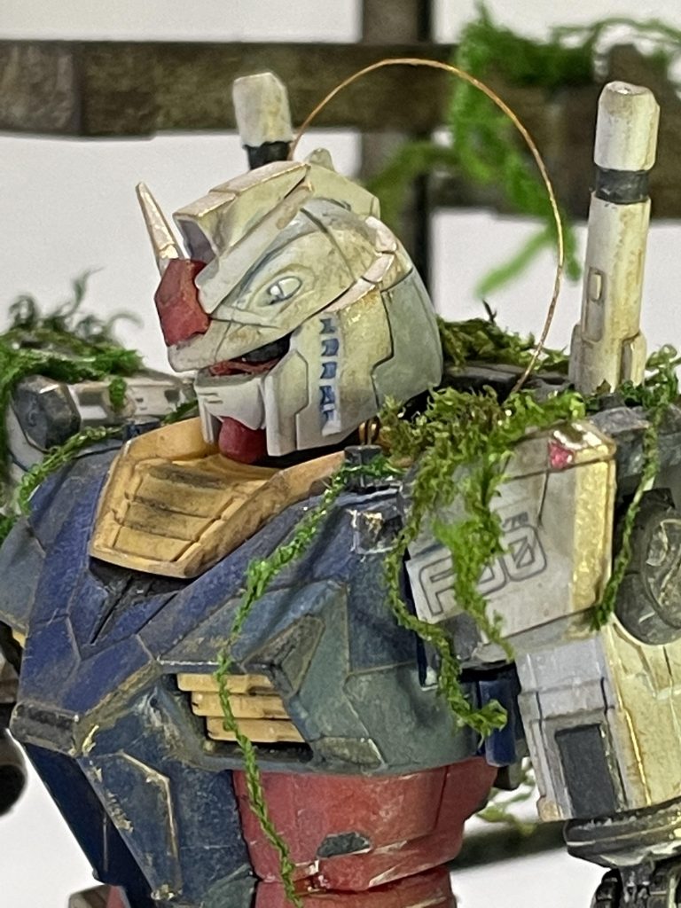 【妄想設定3】ただ、やはり距離は文化、技術だけではなく人の心も離れさせてしまう。ニュータイプ技術は技術革新に繋がり、宇宙空間にある高速次元空間を感知できるようになった人類は数光年の距離であれば数日での移動が可能となっていた。ただ安全面から外宇宙まで探査にいくのはニュータイプの中でも特に能力の高い者に限られていたため、まだ人類は太陽系から外へ行くことはなかった。よって地球圏からもっとも遠い居住地は土星圏となり、太陽系開拓の最先端はここであった。ただ、あまりに母なる星から離れすぎており、太陽の恩恵が薄い地域に暮らす人々の心にも光が届きにくくなっていく。 