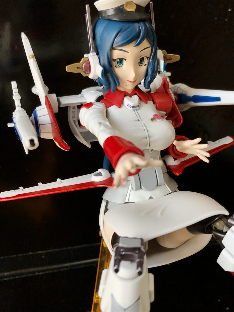 もう壊したり、塗装がハゲないように、ポージング固定で飾ります〜。